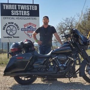 Meet your Posher, Steven